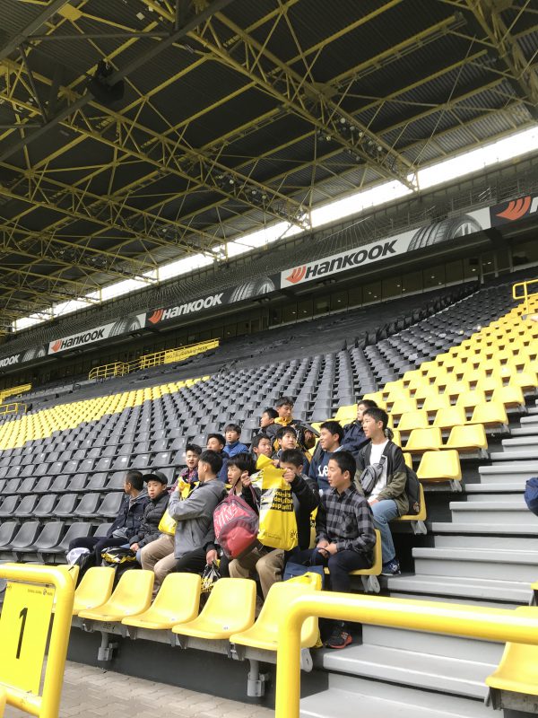 Signal Iduna Park ジグナル イドゥナ パルク ドイツ遠征18 ドイツサッカースクール 長野県長野市の少年サッカースクール クラブ チーム