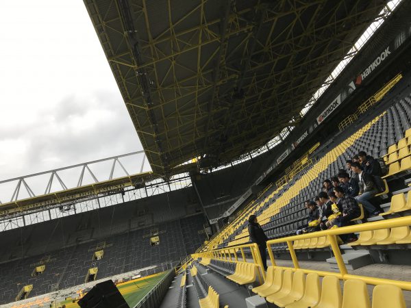 Signal Iduna Park ジグナル イドゥナ パルク ドイツ遠征18 ドイツサッカースクール 長野県長野市の少年サッカースクール クラブ チーム