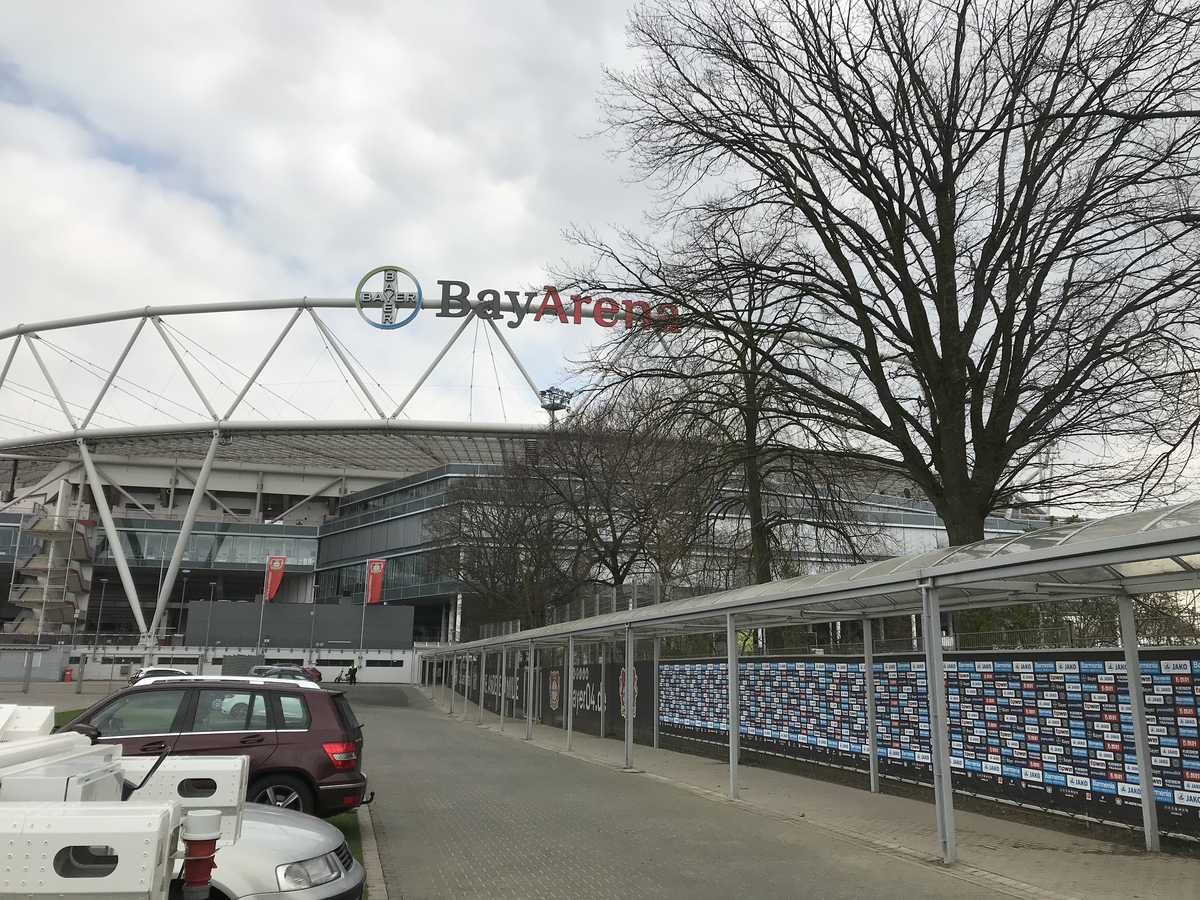 バイヤー レバークーゼン非公開練習を見学 ドイツ遠征27 ドイツサッカースクール 長野県長野市の少年サッカースクール クラブ チーム バイヤー レバークーゼン非公開練習を見学 ドイツ遠征27 ドイツサッカースクール 長野県長野市の少年サッカースクール クラブ チーム